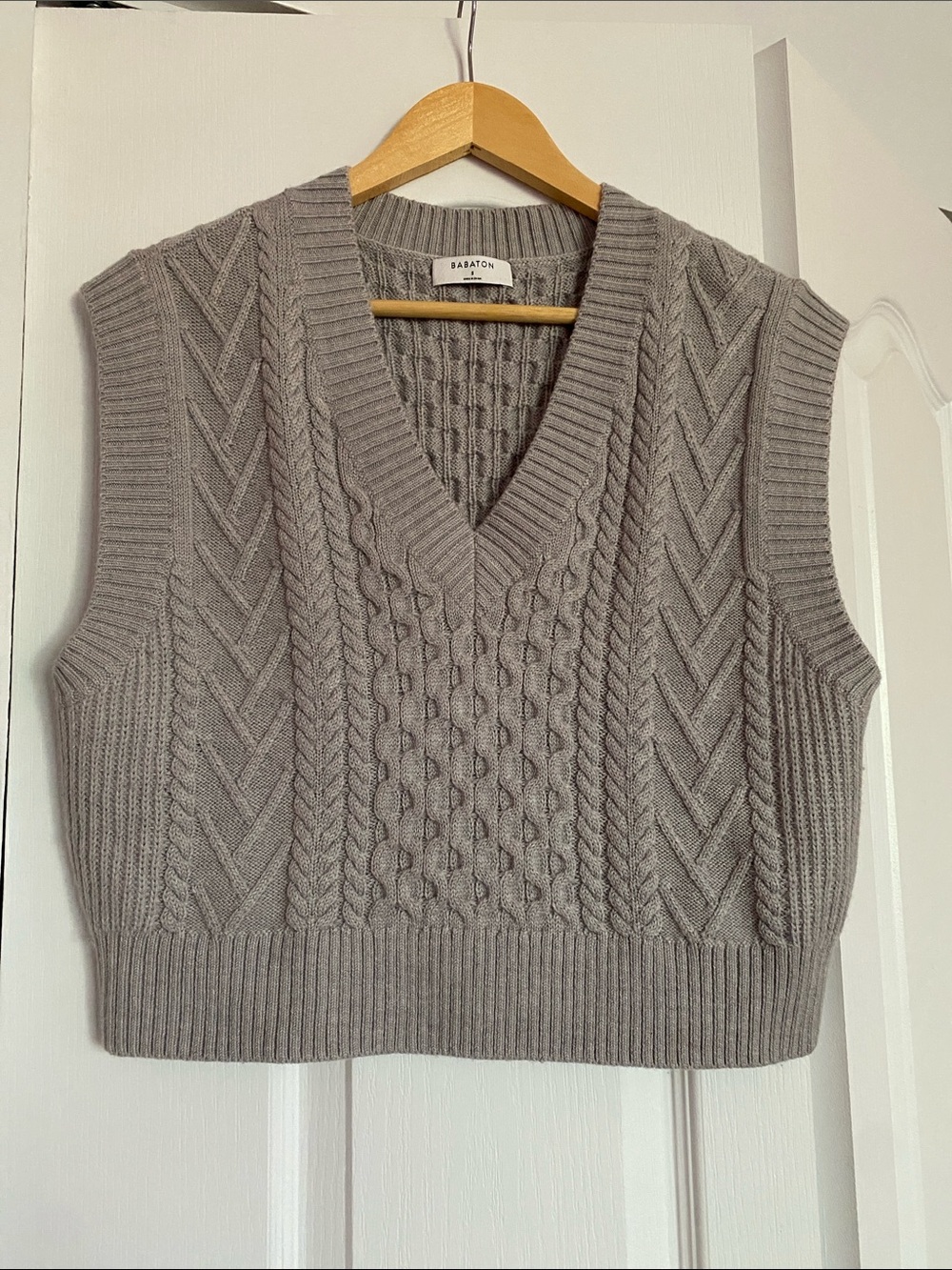 Aritzia Babaton Wool V-Neck Sweater Vest in Light Gray